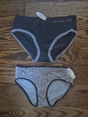 Victoria's Secret Grey & Soft Pink Lace-Trim Hipster + Leopard Print Hipster Set
